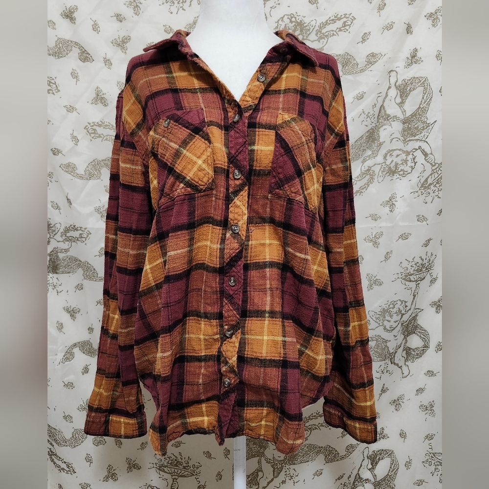 Plaid Button-Up Shirt - Multicolor